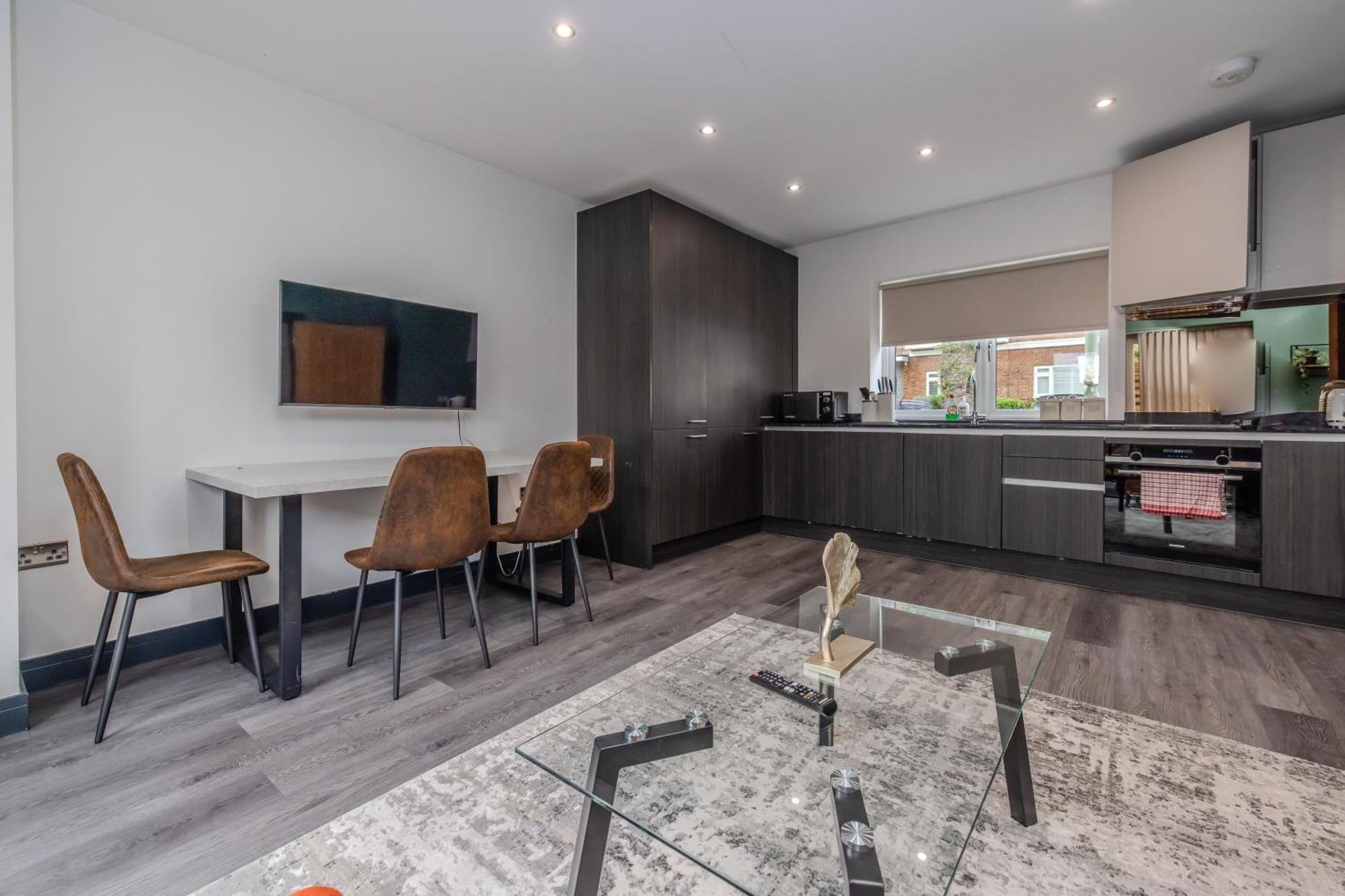 Central Hove 3 Bedroom Flat Bn340Bwil المظهر الخارجي الصورة