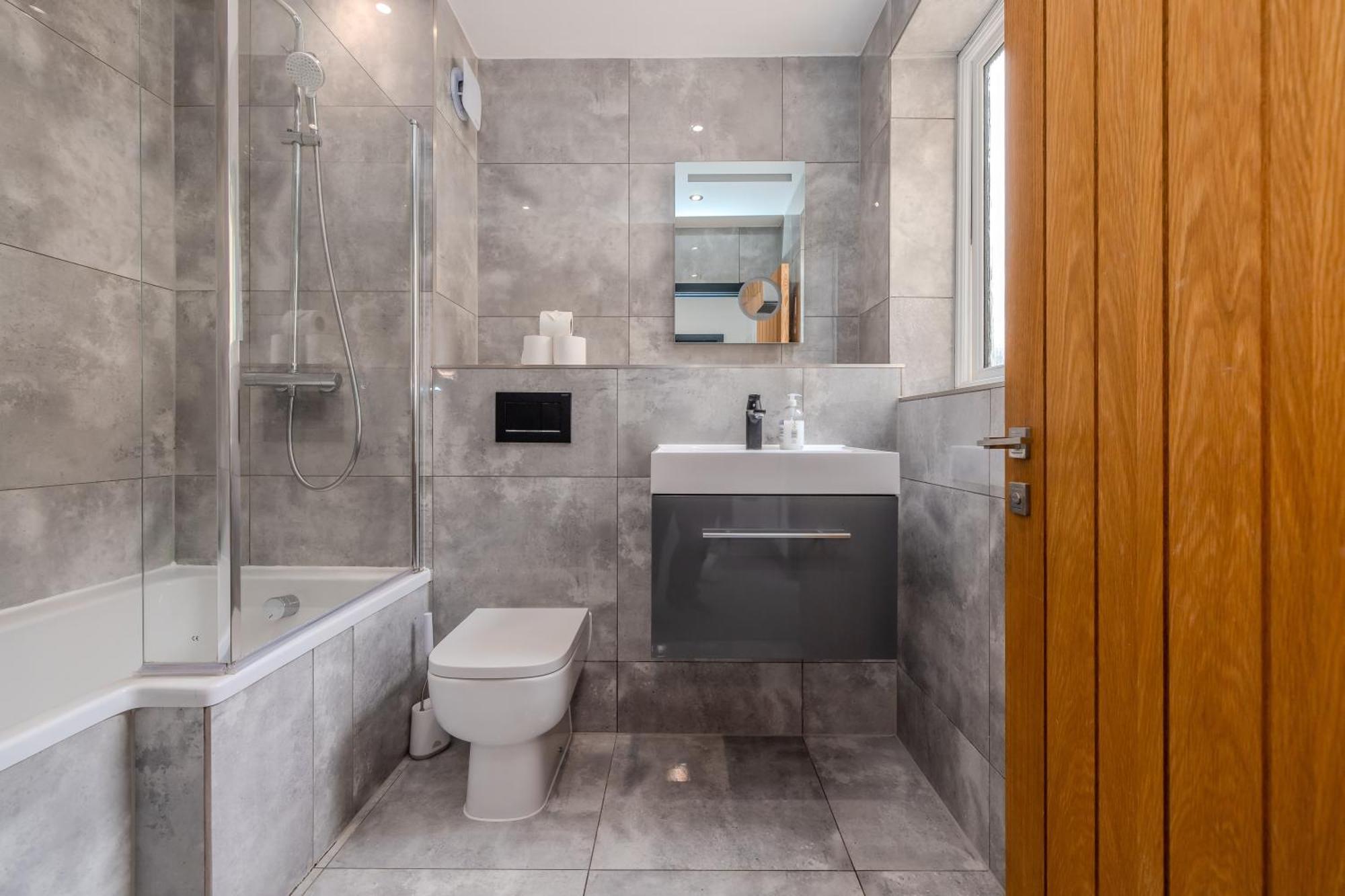 Central Hove 3 Bedroom Flat Bn340Bwil المظهر الخارجي الصورة