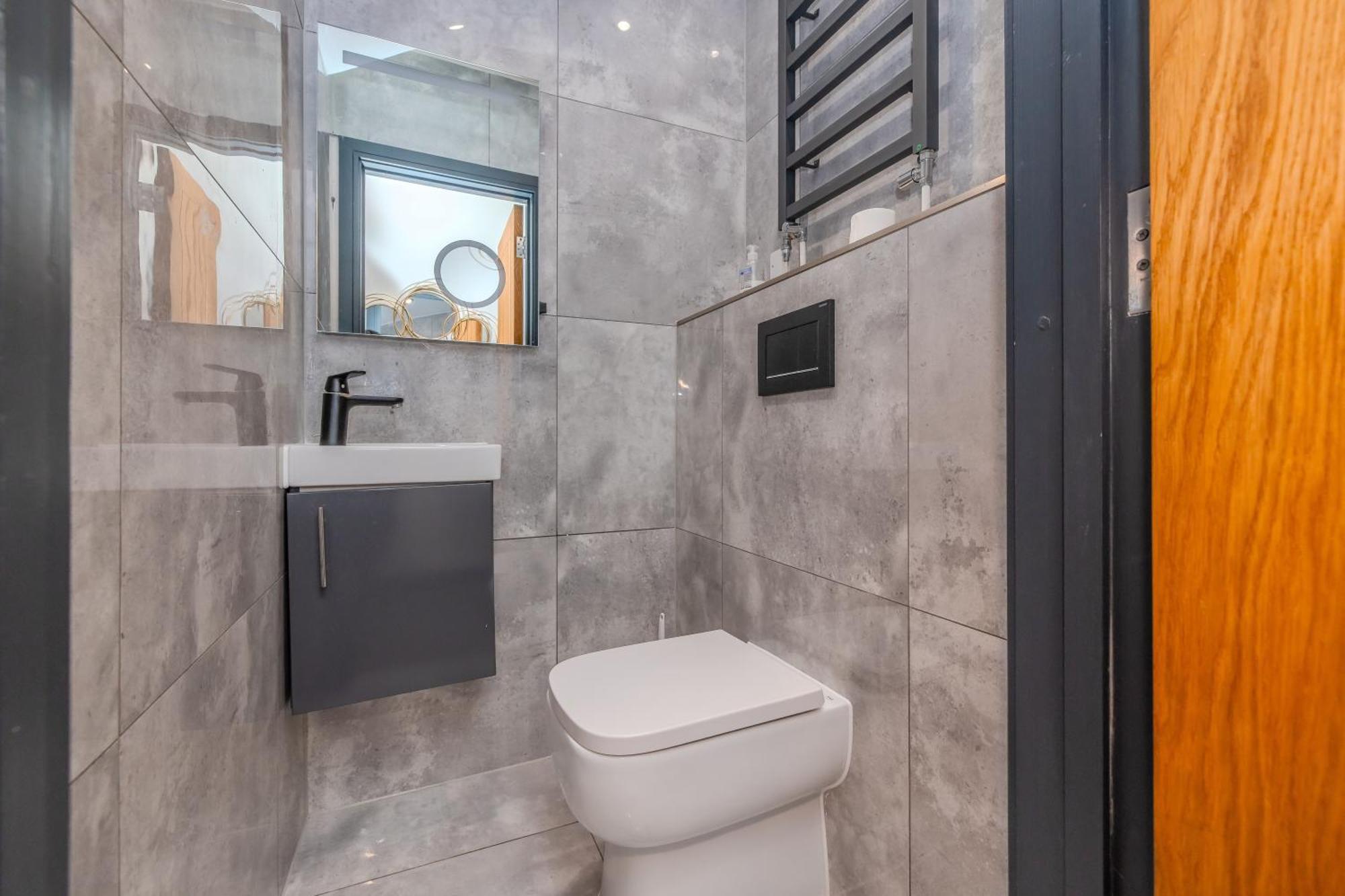 Central Hove 3 Bedroom Flat Bn340Bwil المظهر الخارجي الصورة
